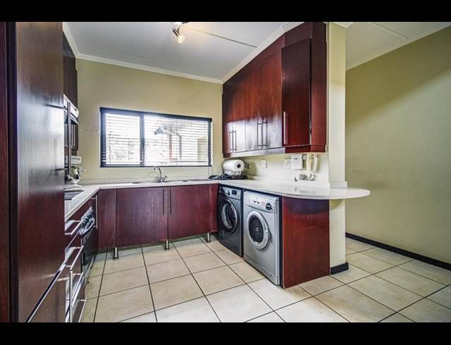 3 BEDROOM COMPLEX FOR SALE IN SOLHEIM